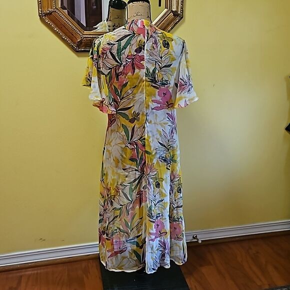 Floral sheer Whimsigoth robe or cover up size Medium/Large - Picture 5 of 13